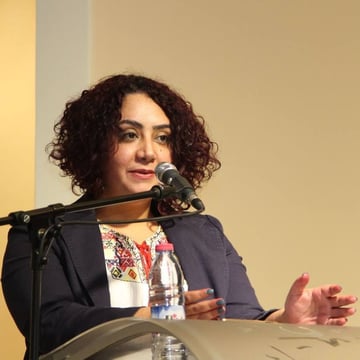 نداء عوينة