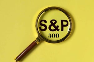 الشركات الرائدة في مؤشر S&P 500 لعام 2025