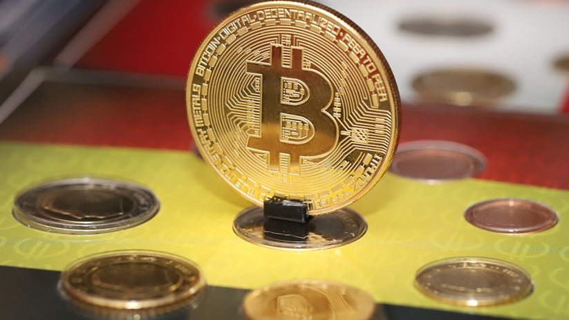 أفضل العملات الرقمية للاستثمار 2025