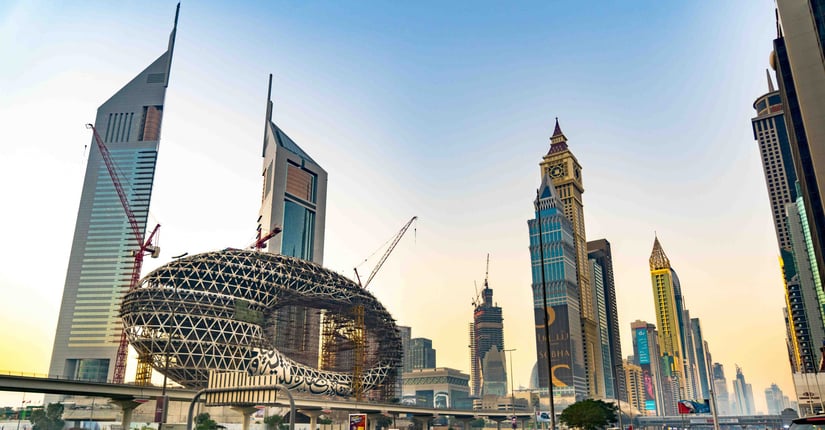 ما هو أفضل استثمار بمبلغ بسيط في الإمارات 2025؟