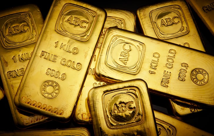 كيف يمكن تداول الذهب في الإمارات؟